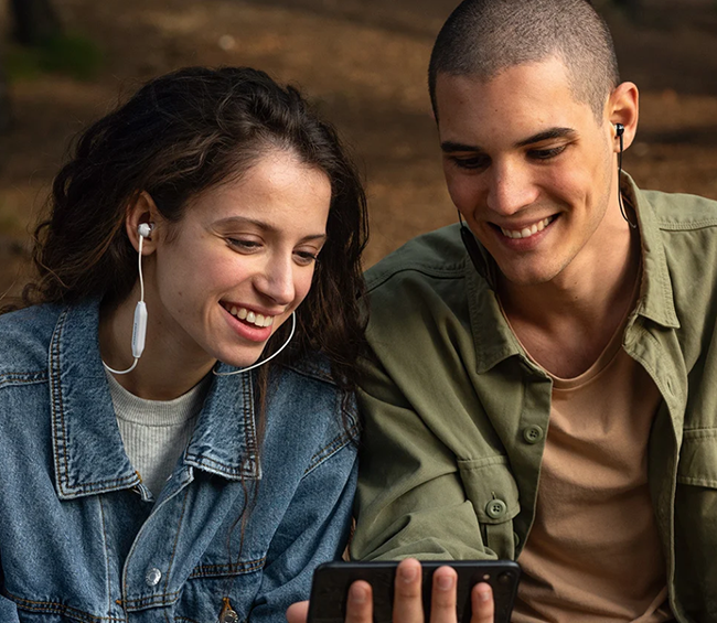 耳機、耳塞、話筒設備